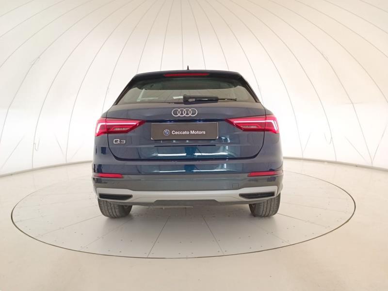 Audi Q3 35 2.0 tdi Business s-tronic