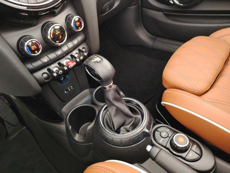 Mini Cooper D Cabrio 1.5 Cooper D Auto