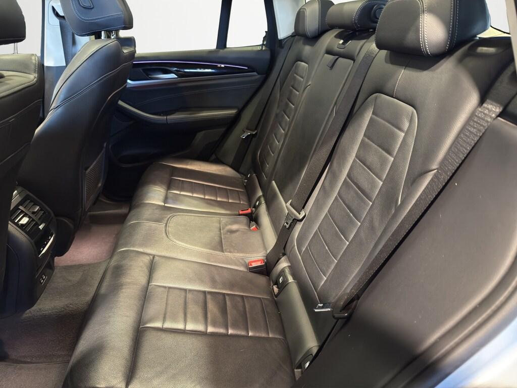 BMW X3 xdrive20d mhev 48V xLine auto
