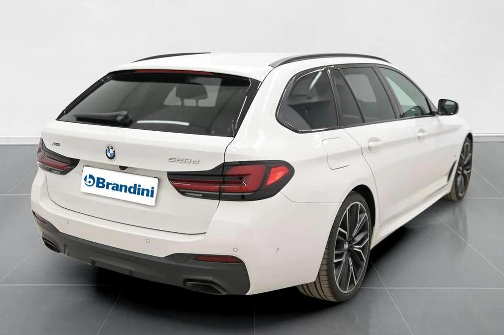 BMW Serie 5 520d Touring mhev 48V xdrive Msport auto