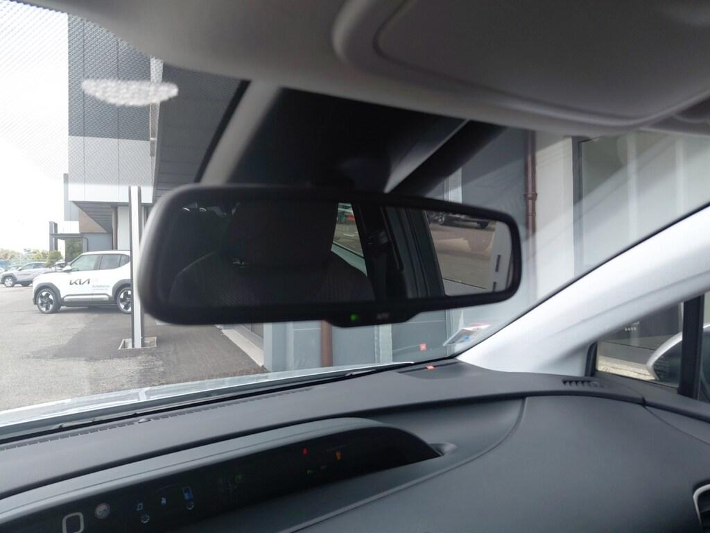 Toyota Prius 1.8 h Lounge awd-i ecvt my20