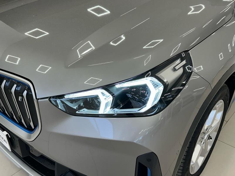 BMW iX1 30 xdrive