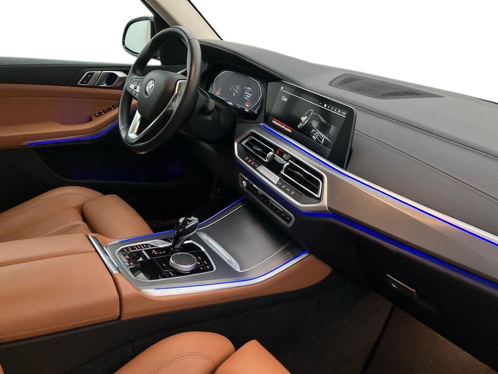 BMW X5 xdrive30d mhev 48V xLine auto