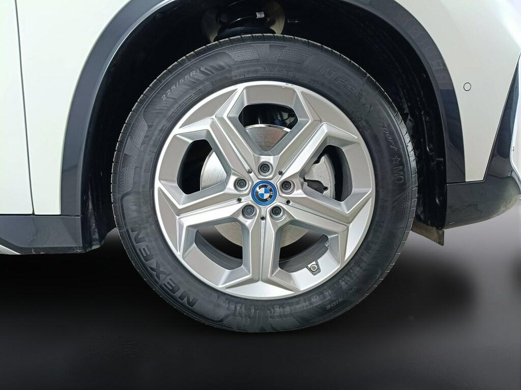 BMW iX1 edrive 20 X-Line