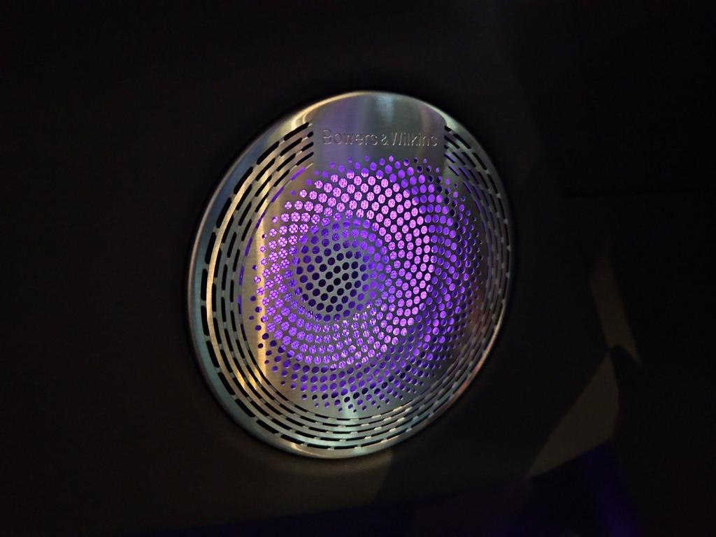 BMW XM 4.4 steptronic