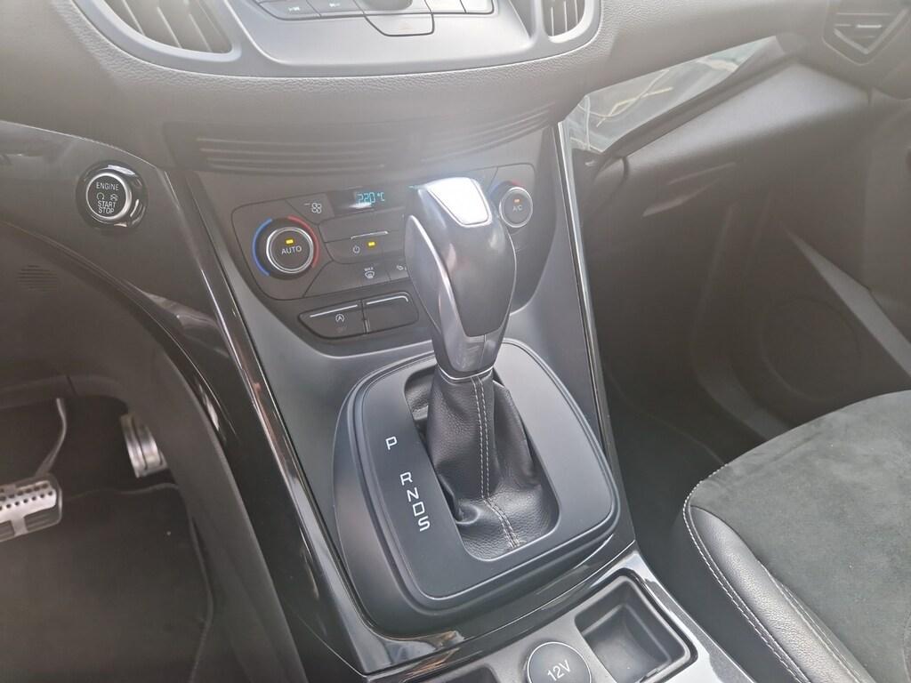 Ford Kuga 1.5 tdci ST-line Business s&s 2wd 120cv powershift