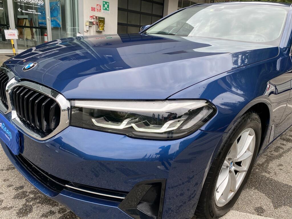 BMW Serie 5 520i Touring mhev 48V Business auto