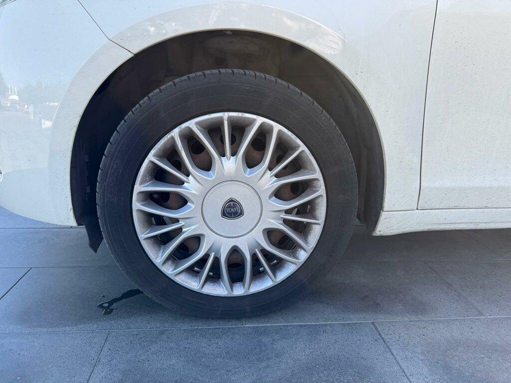 Lancia Ypsilon 1.3 mjt Silver s&s 95cv