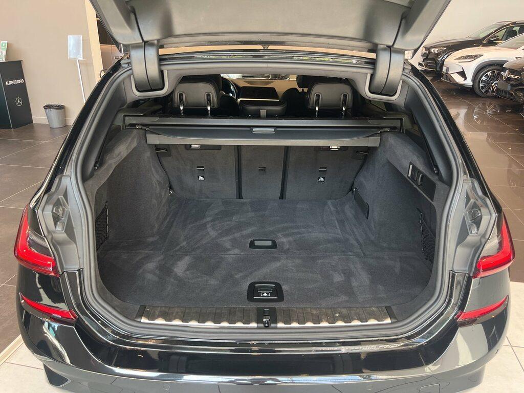 BMW Serie 3 330d Touring mhev 48V xdrive Msport auto