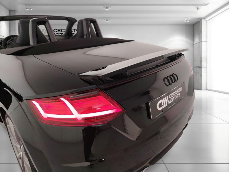 Audi TT Roadster 40 2.0 tfsi s-tronic
