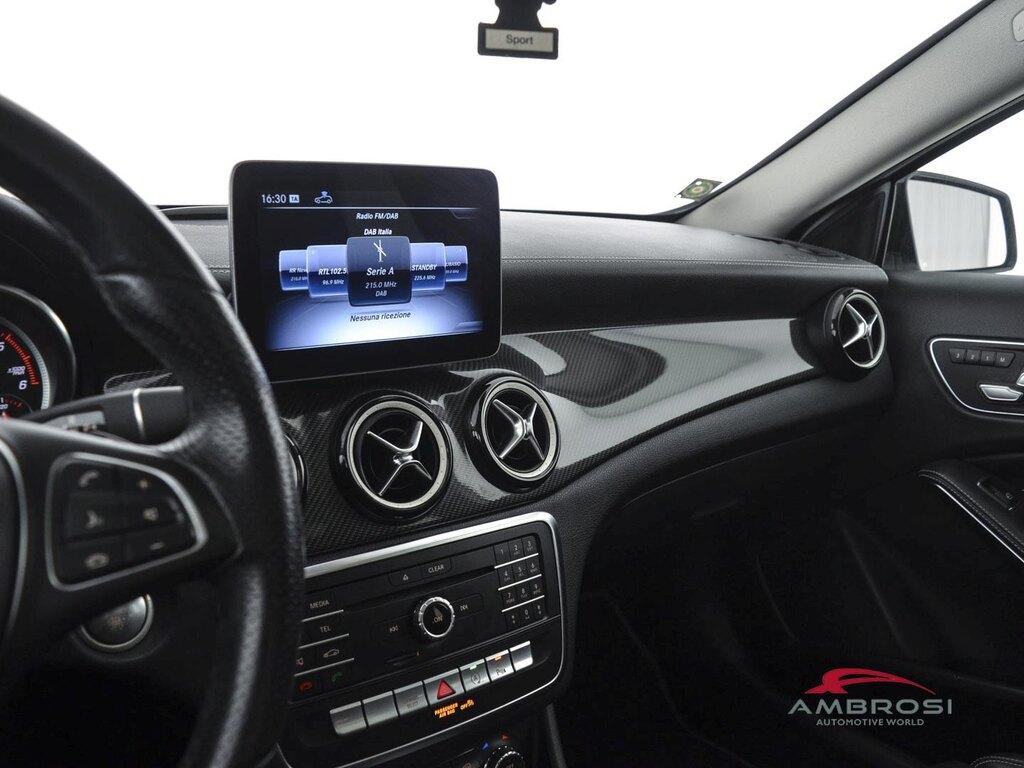 Mercedes GLA 200 d Sport auto