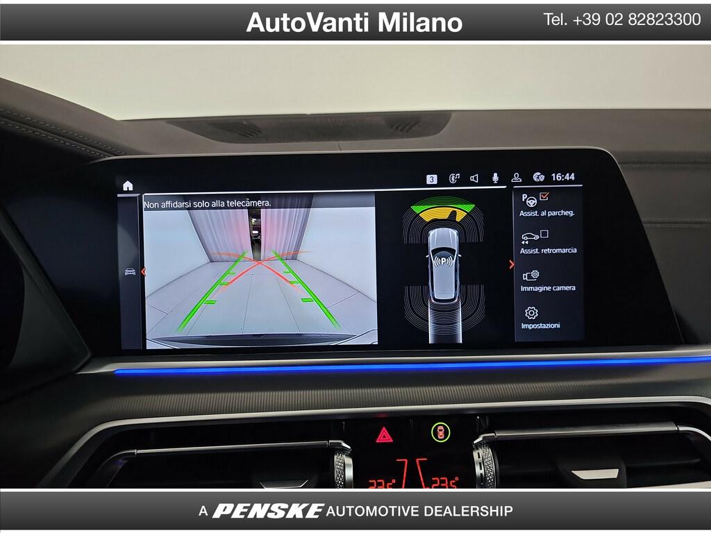 BMW X5 xdrive30d mhev 48V xLine auto