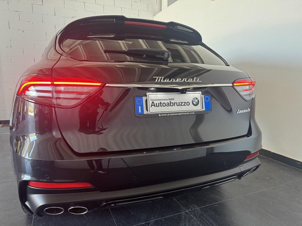 Maserati Levante 2.0 mhev Executive 330cv auto