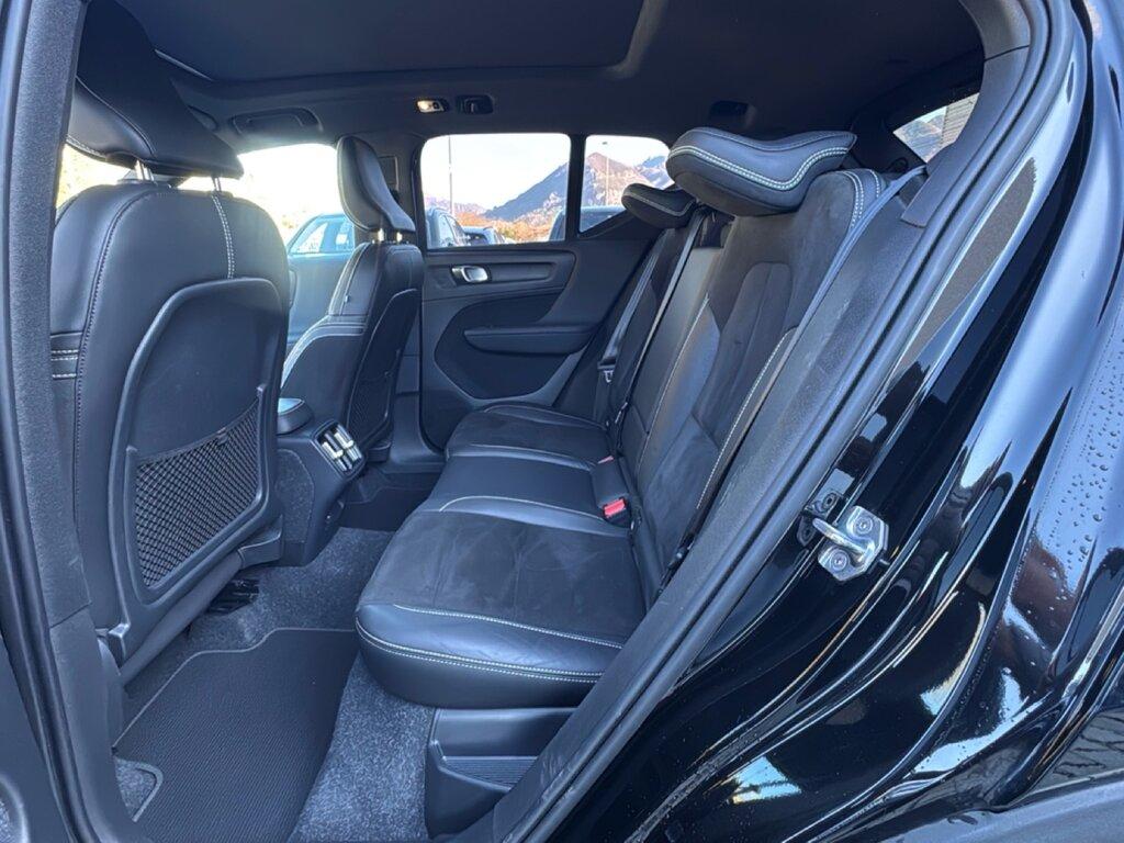 Volvo XC40 2.0 B4 R-design awd auto my21