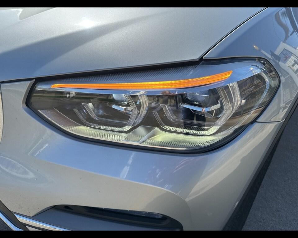 BMW X3 xdrive20d mhev 48V Luxury auto