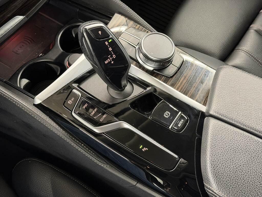 BMW Serie 5 530d Touring mhev 48V xdrive Business auto