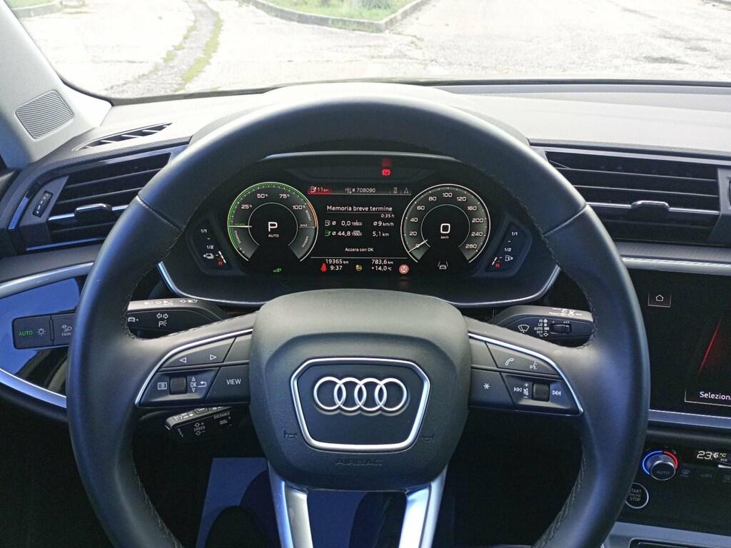 Audi Q3 45 1.4 tfsi e Business s-tronic