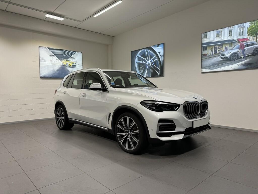 BMW X5 xdrive30d mhev 48V xLine auto