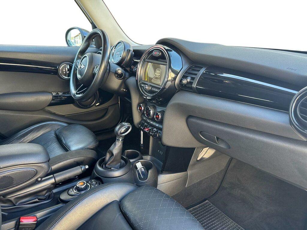 Mini Cooper D 1.5 D Cooper D Business XL Auto