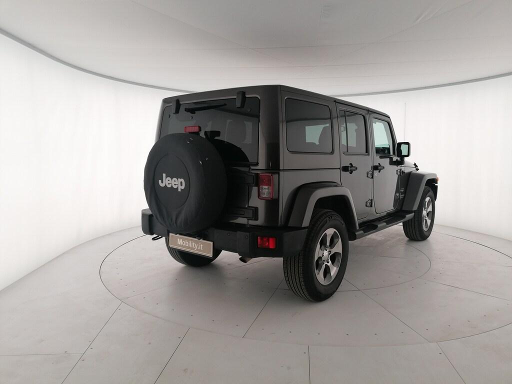 Jeep Wrangler Unlimited 2.8 crd Sahara auto E6