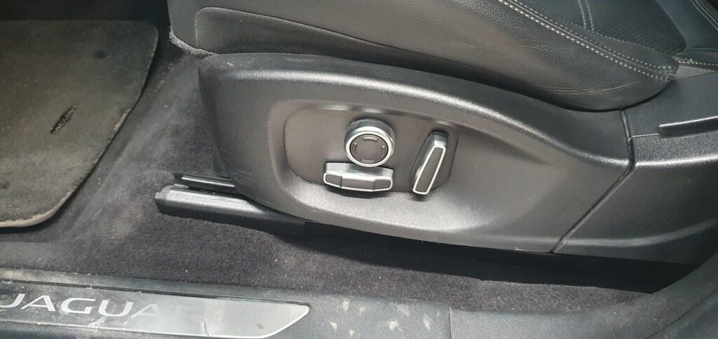 Jaguar E-Pace 2.0 D163 SE awd auto