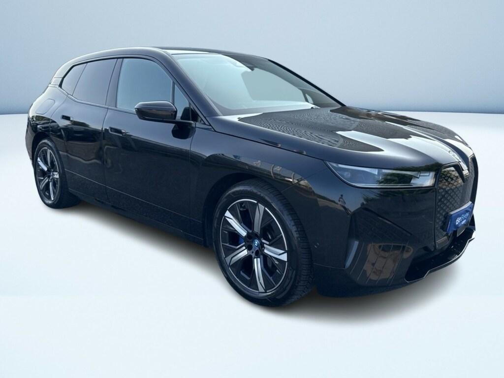 BMW iX xdrive50 pacchetto sportivo