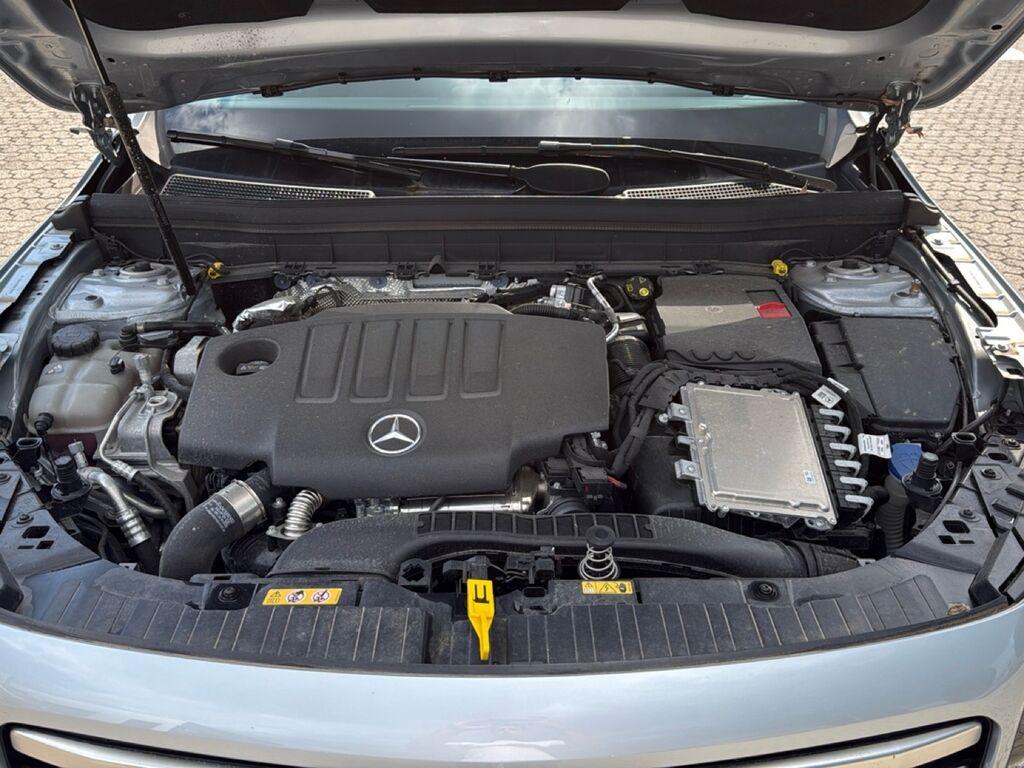 Mercedes GLB 180 d Progressive Advanced auto