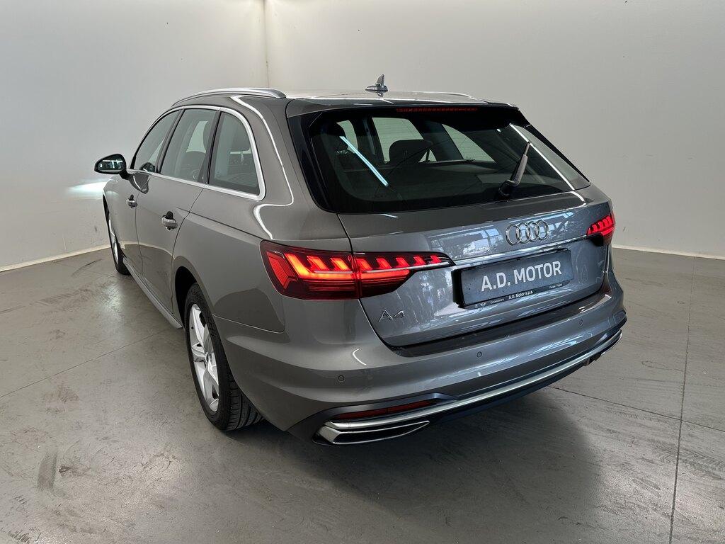 Audi A4 Avant 35 2.0 tdi mhev Business Advanced 163cv s-tronic