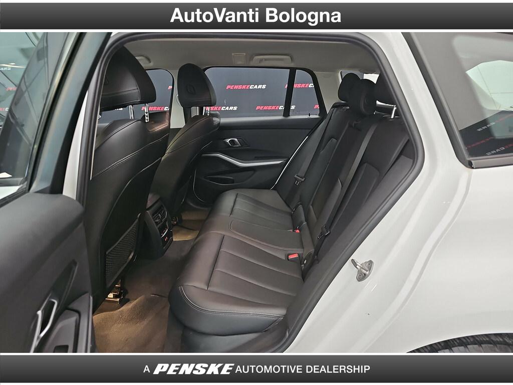 BMW Serie 3 320d Touring mhev 48V xdrive auto
