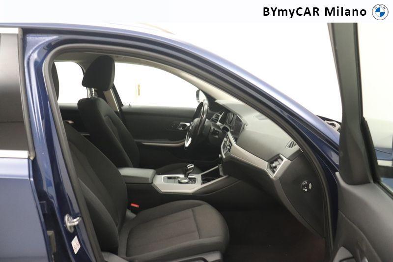 BMW Serie 3 320d Touring mhev 48V xdrive Business Advantage auto