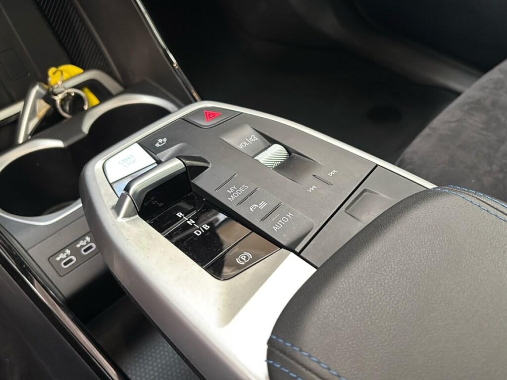 BMW iX1 30 xdrive Msport