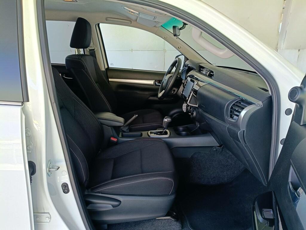 Toyota Hilux 2.4 d-4d extra cab Comfort 4wd