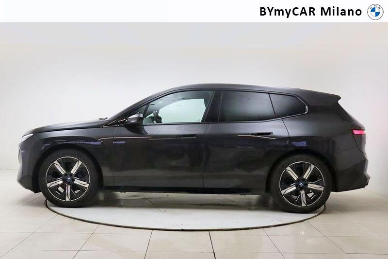 BMW iX xdrive40 pacchetto sportivo