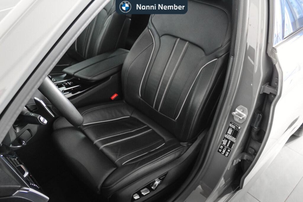 BMW Serie 5 530d Touring mhev 48V xdrive Msport auto