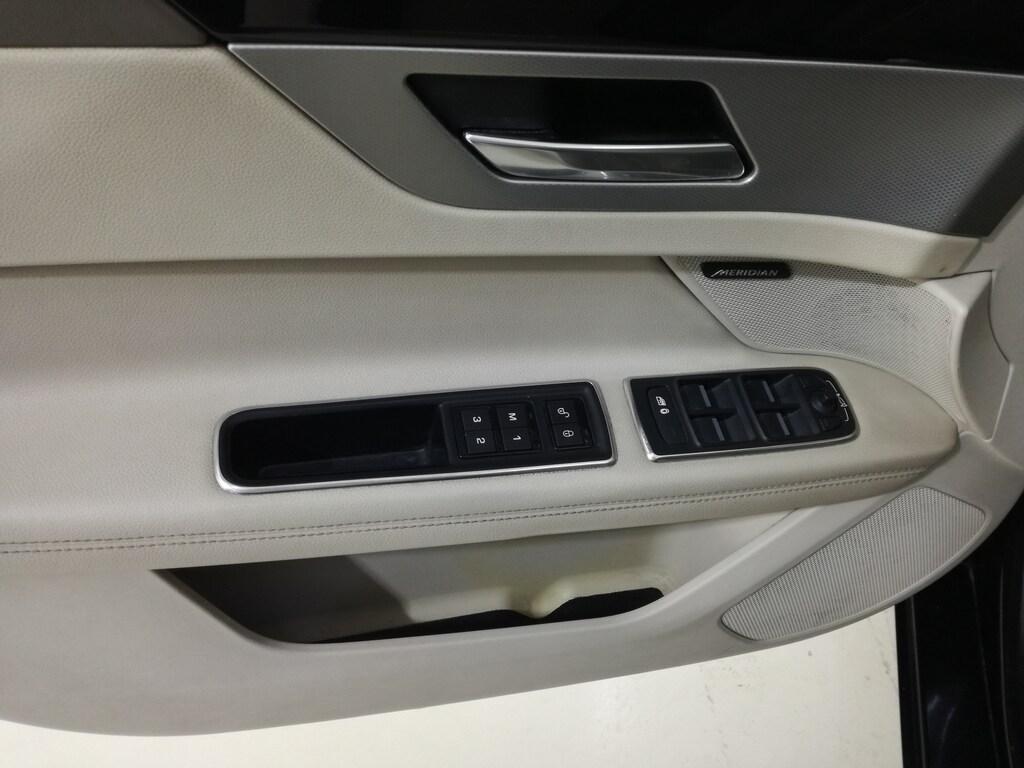 Jaguar XF 2.0d Prestige awd 180cv auto
