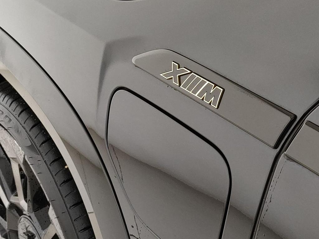 BMW XM 4.4 steptronic