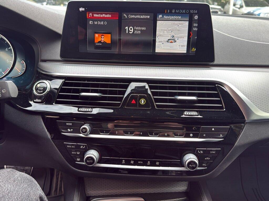 BMW Serie 5 520d Touring Msport auto