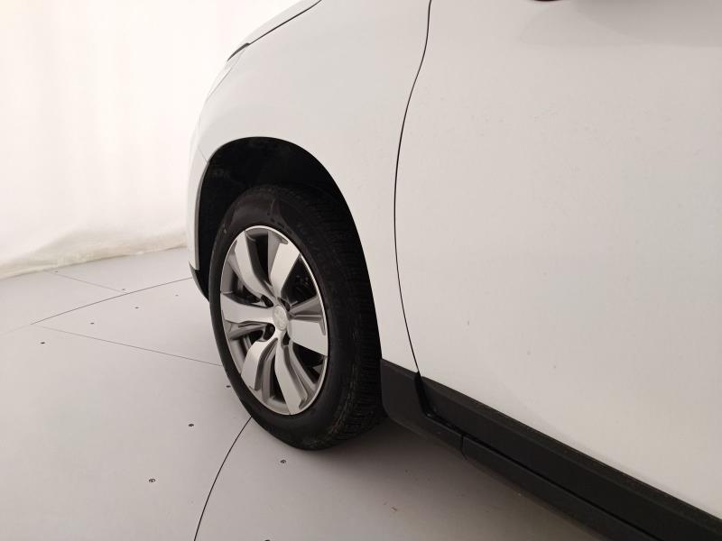 Peugeot 2008 1.2 puretech 12v Active 82cv E6