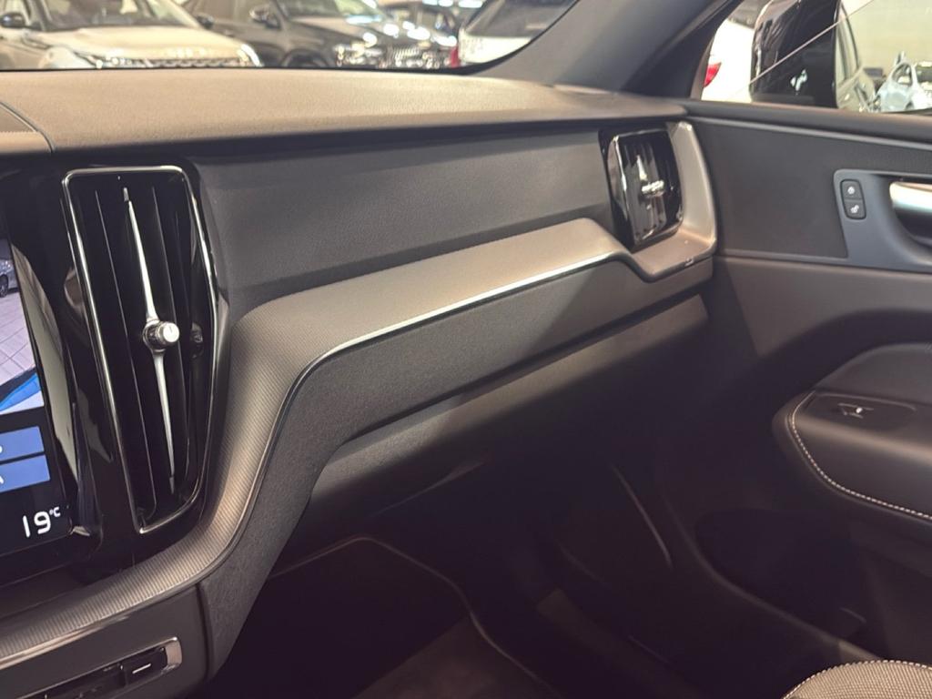 Volvo XC60 2.0 B4 Business Plus awd geartronic my20