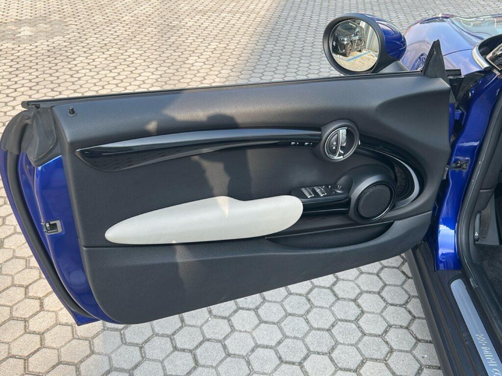 Mini Cooper SD Cabrio 2.0 Cooper SD Hype Auto