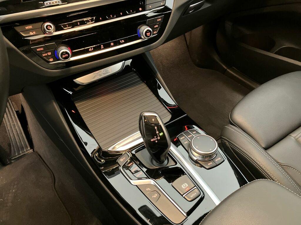BMW X3 xdrive20d mhev 48V xLine auto