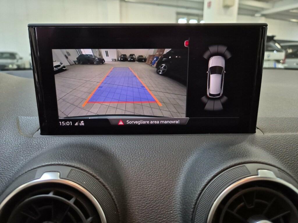 Audi Q2 30 2.0 tdi Business s-tronic