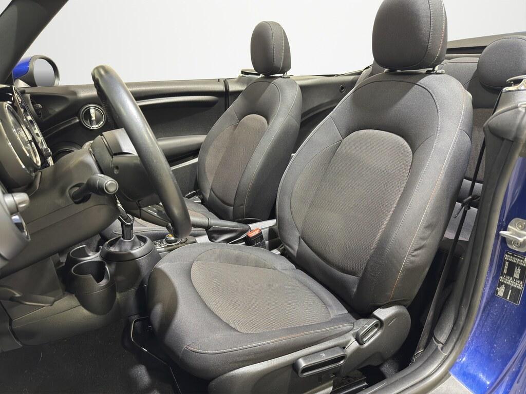 Mini Cooper D Cabrio 1.5 Cooper D Boost Auto