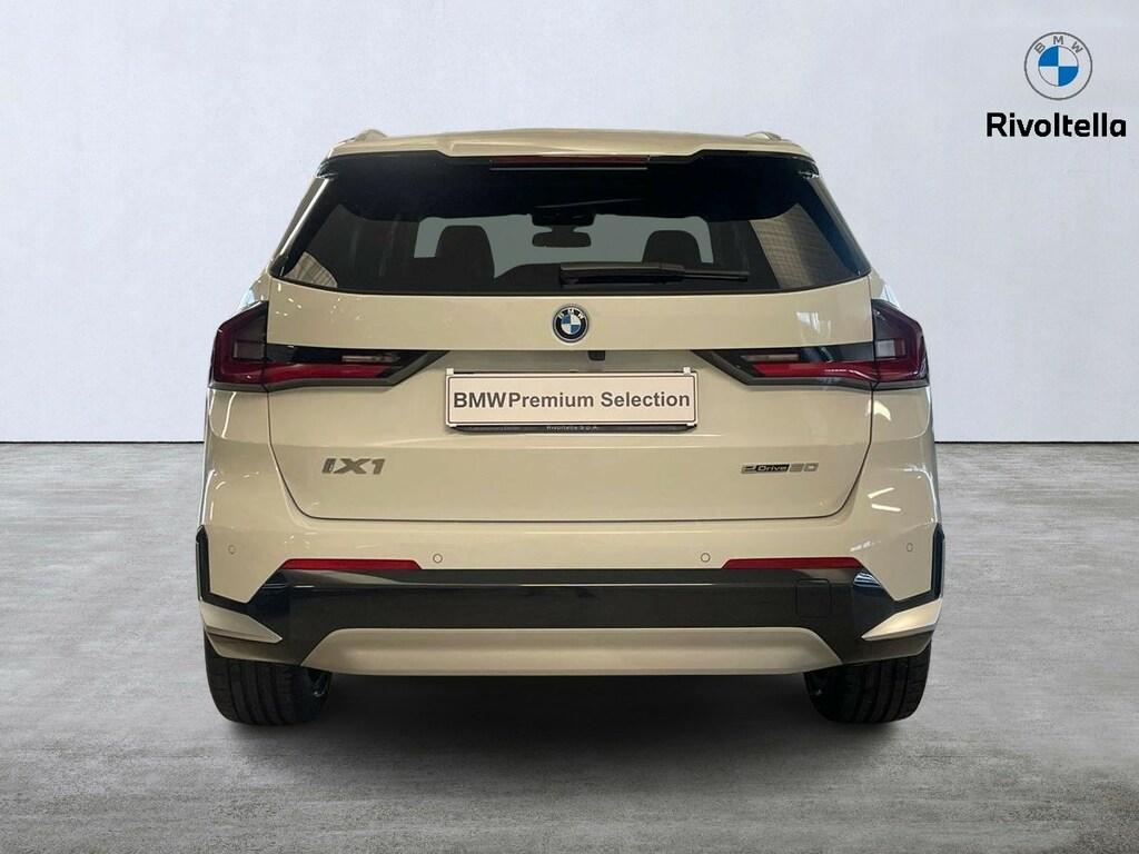 BMW iX1 edrive 20 X-Line