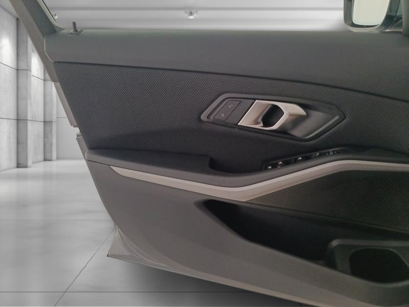 BMW Serie 3 318d Touring mhev 48V Business Advantage auto