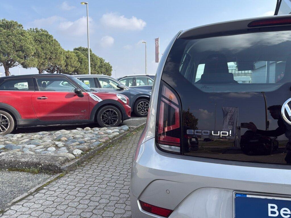 Volkswagen up! 5p 1.0 eco up! move up! 68cv