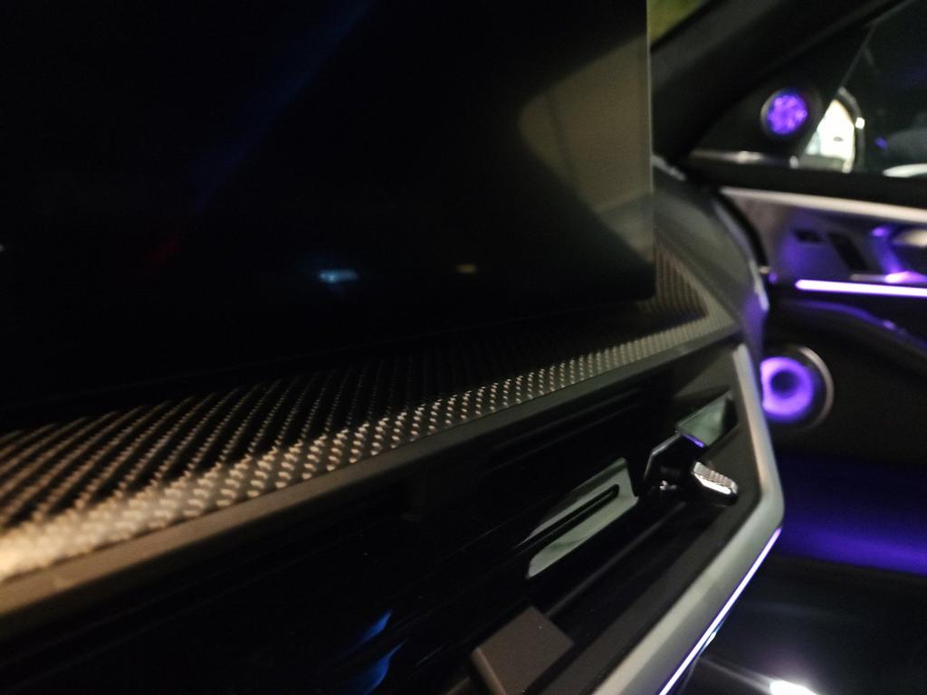 BMW XM 4.4 steptronic