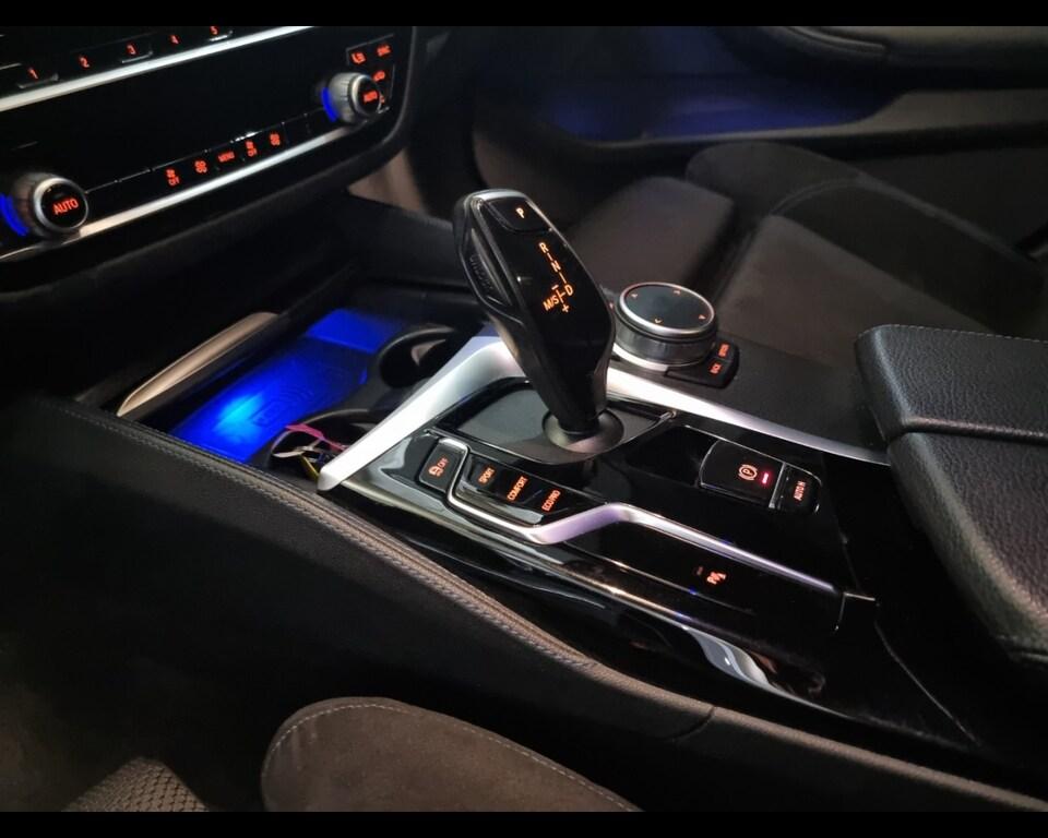 BMW Serie 5 520d Touring mhev 48V xdrive Msport auto