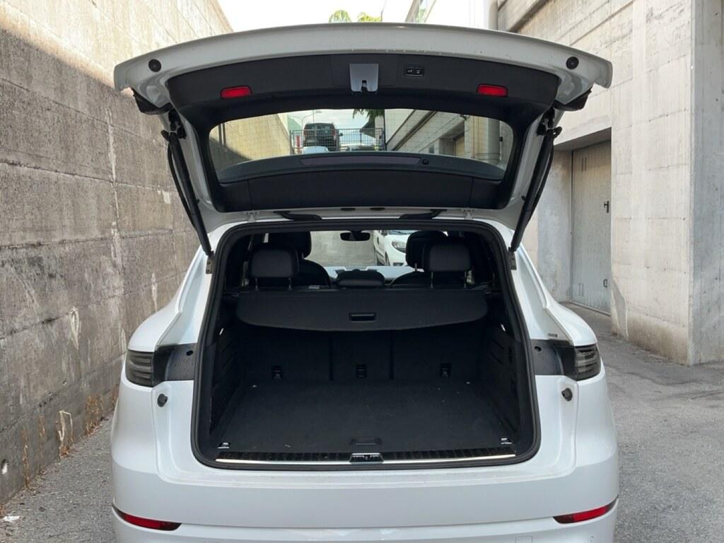 Porsche Cayenne 3.0 e-hybrid tiptronic