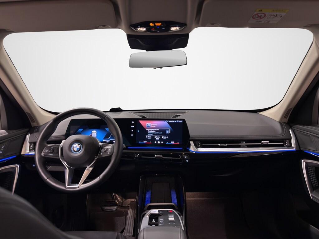 BMW iX1 edrive 20 Special Edition